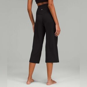 Lululemon Align High-Rise Wide Leg Crop 23"